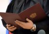 Из банкиров в гранатомётчики: финансист променял счета на РПГ