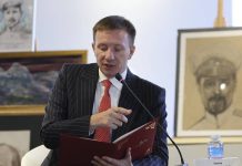 Долг FTX обвинением красен