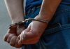 Алиментщик, ценитель естественной красоты, позвал пристава на свидание и был арестован.