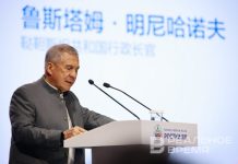 Человек — фундамент долгосрочного развития, заявил Рустам Минниханов