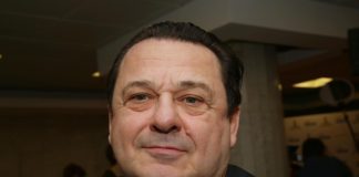 «У меня не было другого выбора»: 70-летний Игорь Саруханов в последний момент решился на рискованную операцию, чтобы не ослепнуть