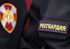 Мужчину, атаковавшего с топором прохожего, задержали в Москве