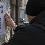 За QR-код и 100 тысяч рублей в РФ впервые осудили по новой наркотической статье