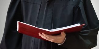 Своим кредиты не жалели, чужим проценты подняли