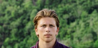 Отпрыск Алены Свиридовой сходил на свидание с наследницей Владимира Кристовского и не знает, как объясниться с девушкой.