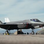Приобретенный Финляндией истребитель F-35 из-за поломки задержался на Азорах