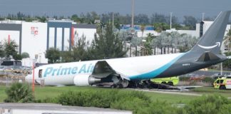 Выкатившийся за полосу в Майами грузовой Boeing унес жизни пяти человек