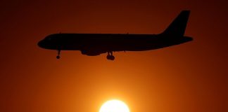 Массовая отмена авиарейсов в Британии: причиной стал технический сбой