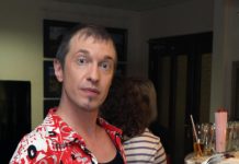 Сергей Соседов погиб на гастролях после падения с лестницы, причина смерти названа
