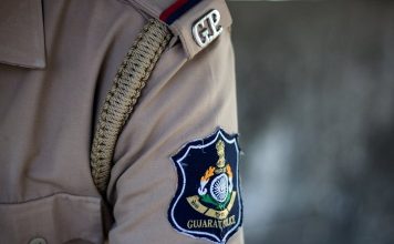 У крематория в Дели найдено тело младенца, лишенное головы