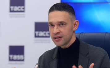 «Вторая дочь лежала так, что врач велела готовить операционную»: Сергей Малоземов о выписке жены и рождении двойни