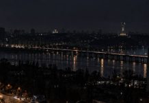 Сбои электричества, затем отключения воды: Киев переживает двойной коммунальный удар