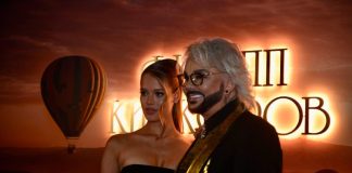 JONY после слухов о редкой болезни посетил премьеру клипа Луиза, а Филипп Киркоров не отпускает Алексееву
