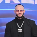 Любовницы Джигана раскрыли тайны, охрана усадила их в авто, а рэпер спросил про дом или отель.