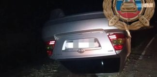 Под Саратовом подросток за рулём Toyota Corolla перевернул машину, погибла 16-летняя пассажирка