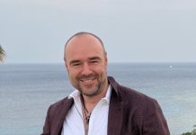 Роман Товстик после суда об оставлении всех детей с ним надеется на настоящие перемены у Лены