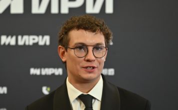 Никита Кологривый снимается 365 дней в году, но квартиры нет, поэтому занимает у друзей.