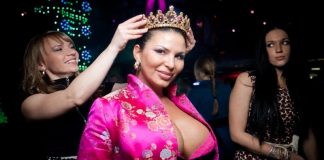 Обладательница самой большой груди в стране Ирэн Феррари рассказала об аде после разрыва импланта