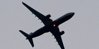 Лейпцигский аэропорт закрыл одну из полос после повреждения