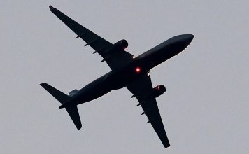 Лейпцигский аэропорт закрыл одну из полос после повреждения