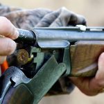 В Приангарье после гибели охотника при проверке ружья возбудили уголовное дело