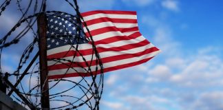В США руководитель службы помощи игроманам проиграл похищенные 1,4 млн долларов в азартных играх