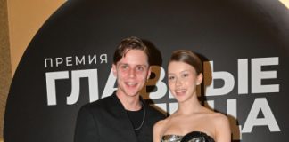 Главный фигурант: Анна Пересильд.
Анна Пересильд вокалом на Голос. Дети заставила всех наставников обернуться и растрогала Ваню Дмитриенко до слёз