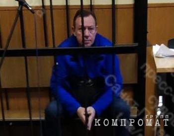 Арестованный за махинации замдиректора петербургского "Водоканала" посидит дома, ему запрещено приближаться к месту преступления (работы)