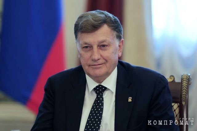 1-ый заместитель председателя "ЕдРа" Вячеслав Макаров выкупил по дешевке три госдачи через схему с подставными арендаторами
