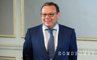 Суд оставил уволенную во время декрета сотрудницу из особняка миллиардера в Лондоне без компенсации из-за санкций против хозяина