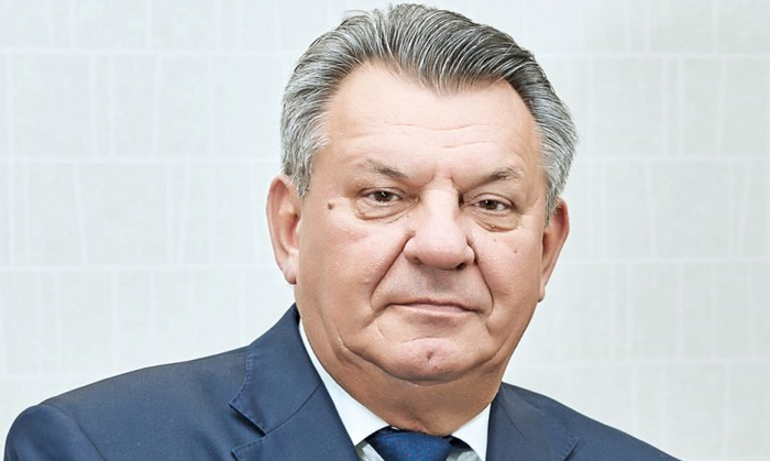 Претендент на вылет из Италии в Российскую Федерацию перед уходом с поста руководителя Антипинского НПЗ по липовому протоколу выписал для себя премию на $10 млн