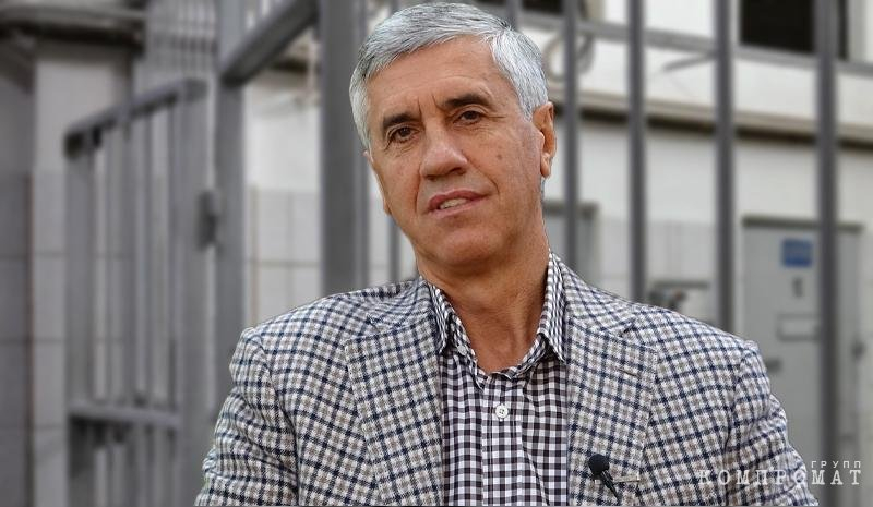 Анатолий Быков продолжает эпатировать публику, а властям остаётся винить в этом самих себя