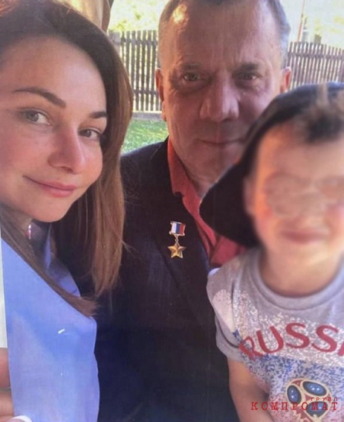 Топ-менеджер концерна "Росэлектроника" отсудила у главы "Роскосмоса" алименты на двоих детей