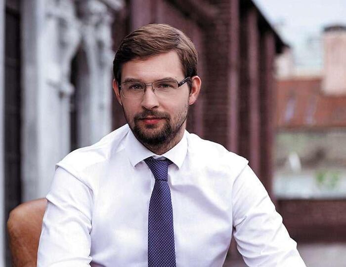 Шахматная партия Тимура Турлова. Мультимиллионер жульническими схемами зарабатывает сотни миллионов долларов в Республике Казахстан