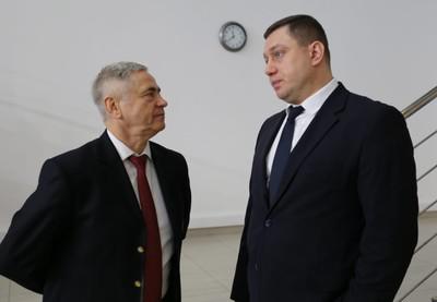 Черные и белые кассы российских шахмат.