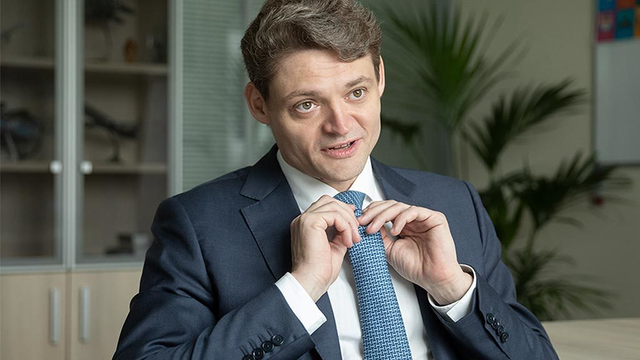 Кирилл Царёв: подсанкционный заместитель председателя Сберегательного банка и его многомиллионный бизнес