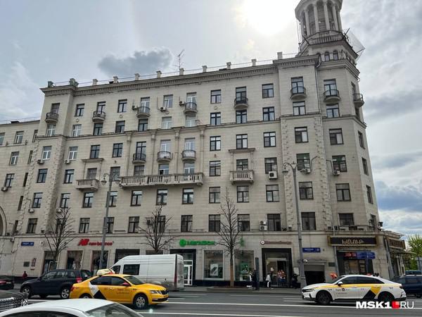 Кто держит Тверскую.