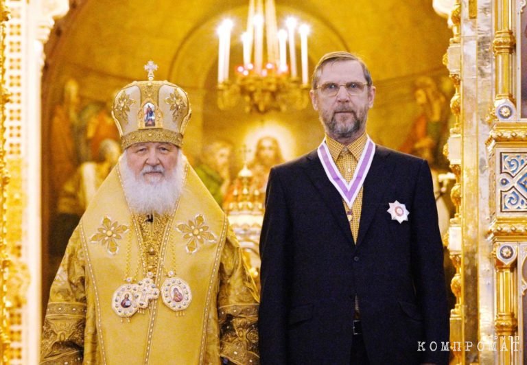 Куда ведет госслужащих Костя Мощевоз?