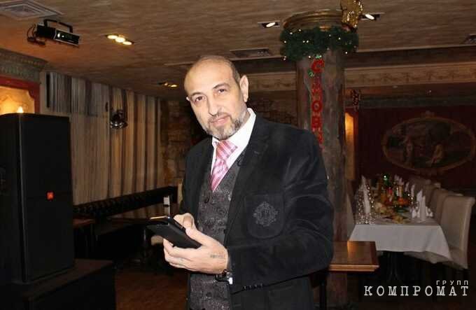 Цыганский бард Николай Шаркози с соучастницей накалывал под видом ПФР