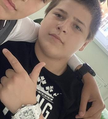 Часы 14-летнего Адама Кадырова.