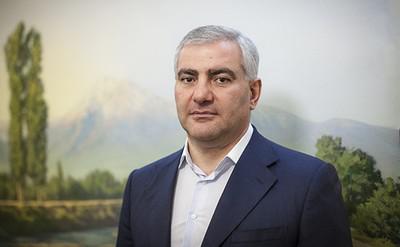 Кто держит Тверскую.