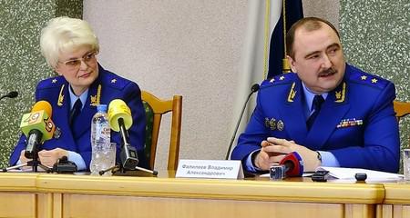 Любовь Кузьменок лечится от взяток в Испании.