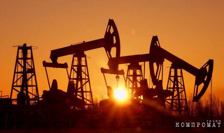 ФНС вынимает миллионы из &laquo;Руснефтегаза&raquo; и активов в ХМАО, а компания-&laquo;клон&raquo; гасит долги