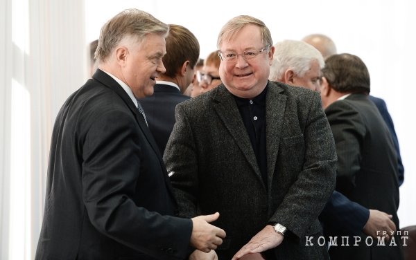 &laquo;Приятели из высоких сфер политики&raquo;