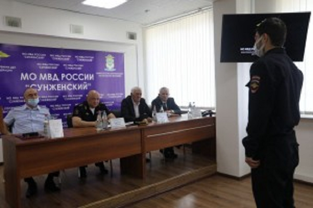 Под &laquo;крышей&raquo; главу МВД