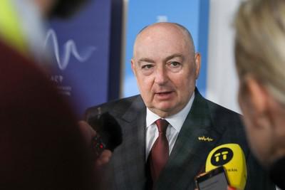 Доверенная "крыша" Вячеслава Кантора.