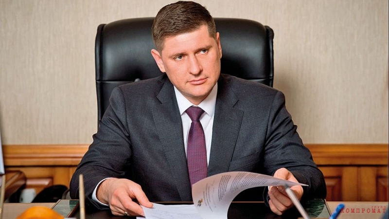 Под лозунгом «Жизнь Ворам!»