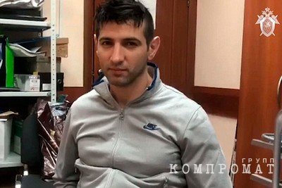 Вор Намик Салифов обвиняется в организации убийства вора Али Гейдарова (Альберта Рыжего), "заказавшего" вора Надира Салифова (Лоту Гули)