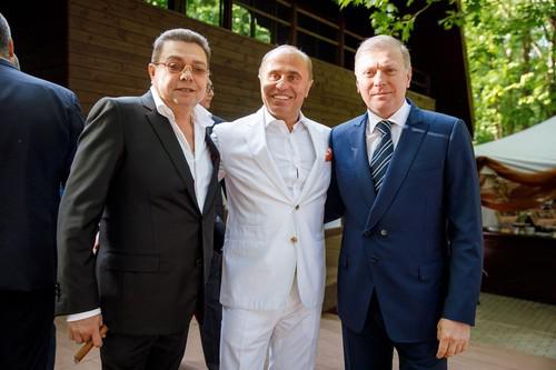 Млрд под Колпаковым.
