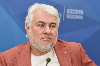 Офшорная страховка Бернара Арно.